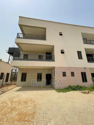 5bdrm Duplex in Kado for sale