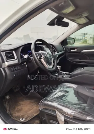 Toyota Highlander 2019 White