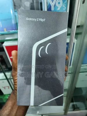 New Samsung Galaxy Z Flip7 256 GB Black