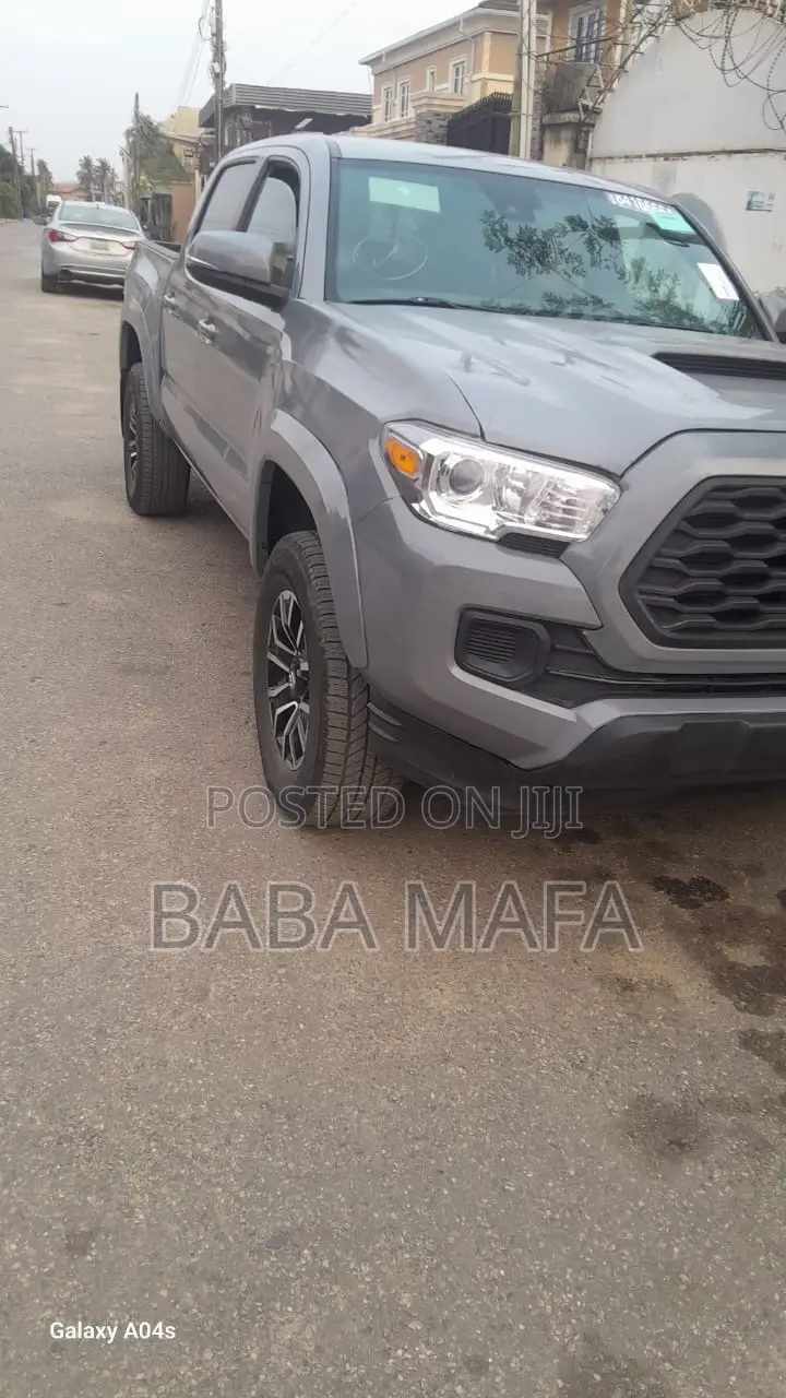 Toyota Tacoma TRD Off Road 2022 Gray