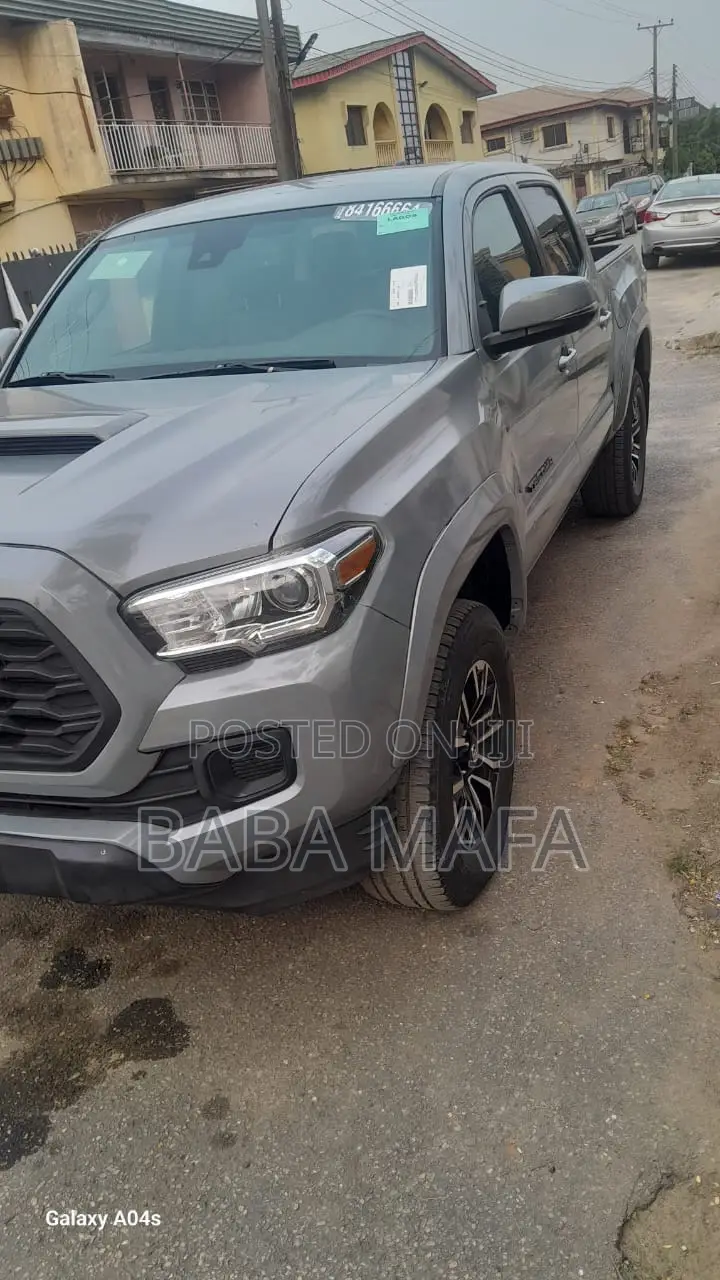 Toyota Tacoma TRD Off Road 2022 Gray