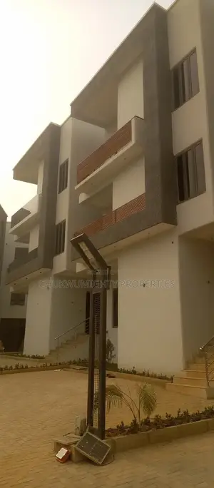 4bdrm Duplex in Mabuchi Estate, Mabushi for sale