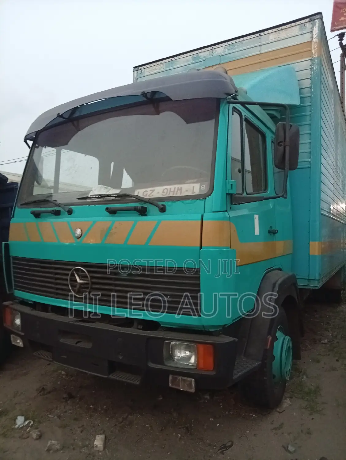1320 M/Benz Truck