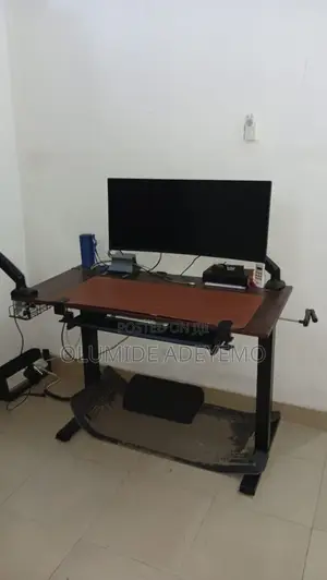 Manual Sit Stand Desk