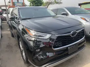 Toyota Highlander Platinum 2021 Matt Black