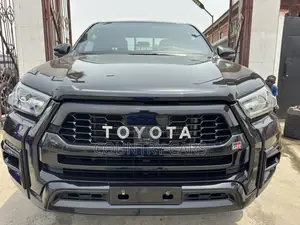 Toyota Hilux 2023 Black
