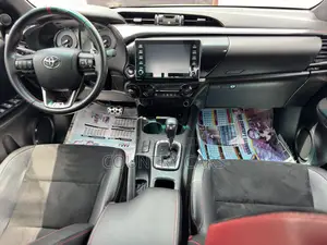Toyota Hilux 2023 Black