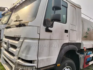 Howo Truck Water Tanker 2014 White