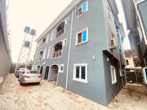 2bdrm Block of Flats in Ogunfayo Awoyaya for rent