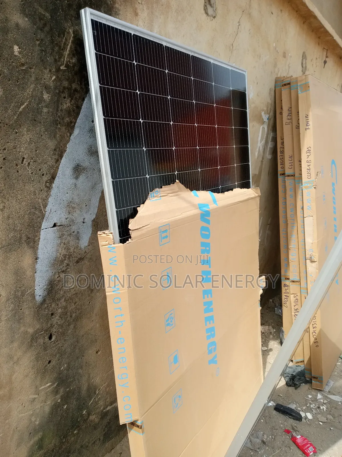 550watts 60cells Cworth Solar Panel