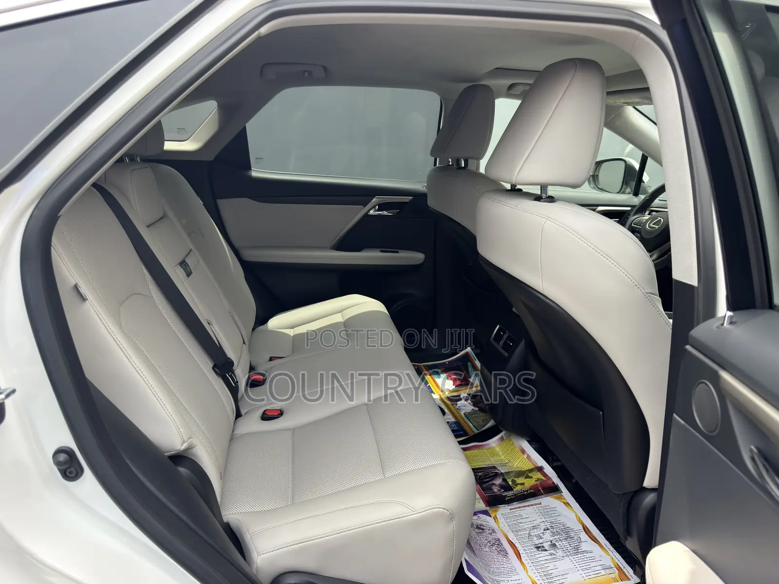Lexus RX 2022 Off white