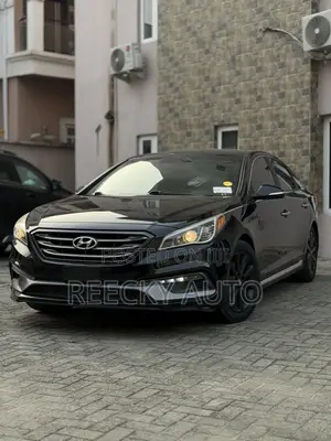 Hyundai Sonata Limited Sedan FWD (2.4L 4cyl 6A) 2017 Black