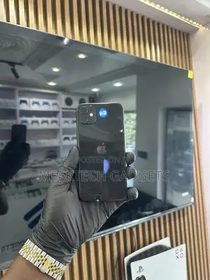 Apple iPhone 11 64 GB Black