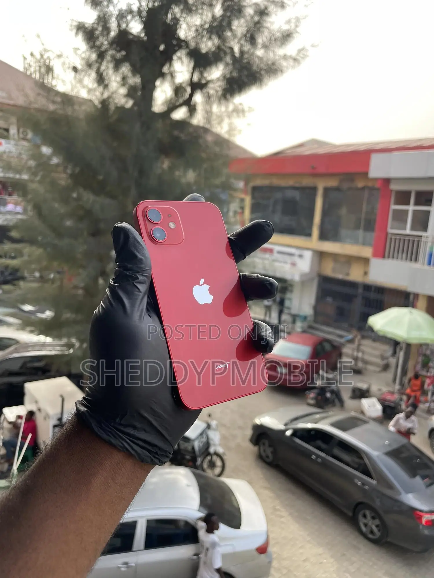 Apple iPhone 12 64 GB Red