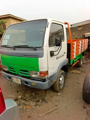 Nigeria Used Nissan Cabstar Diesel Engine Six Tyers