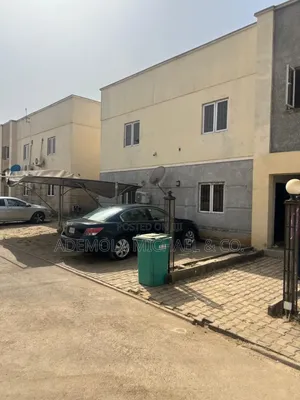 3bdrm Block of Flats in Brain And Hammer, Life Camp for rent