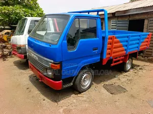 Nigeria Used Toyota Dyna 100 Normal Hand 3y Petrol Engine