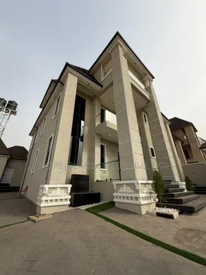5bdrm Duplex in Lokogoma, Abuja for sale