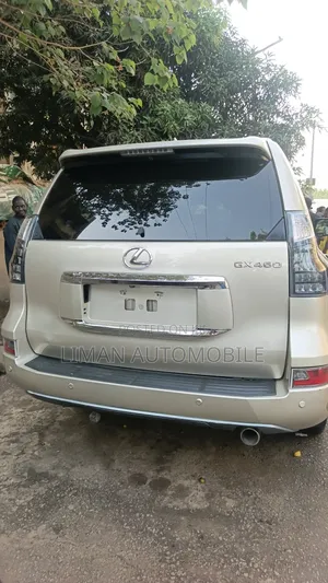 Lexus GX 460 Luxury 2015 Gold