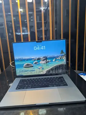 Laptop Apple MacBook Pro 2021 M1 16GB Apple M1 Pro SSD 512GB