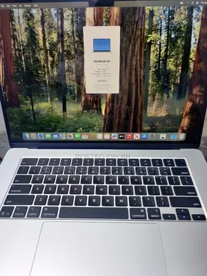 Laptop Apple MacBook Air 2025 M4 15-inch 16GB Apple M4 SSD 512GB