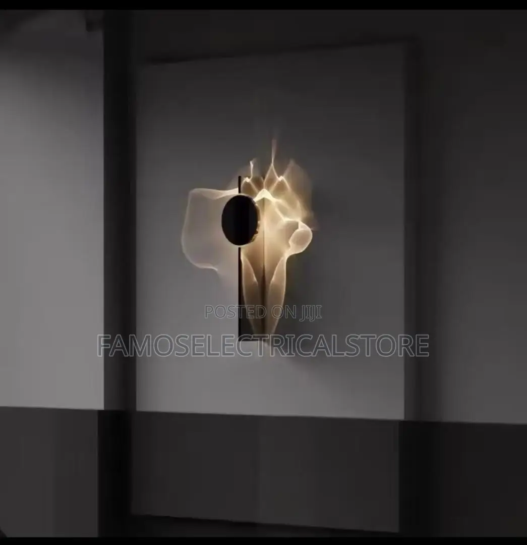 Wall Mounted Lamp