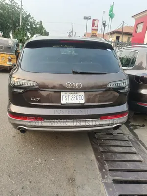 Audi Q7 2013 Brown
