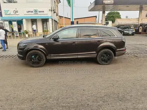 Audi Q7 2013 Brown