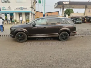 Audi Q7 2013 Brown