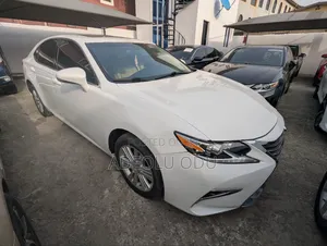 Lexus ES 350 FWD 2014 White