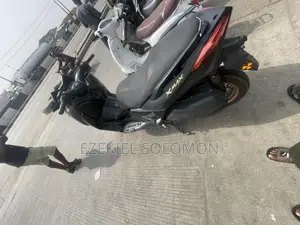 Yamaha 2020 Black