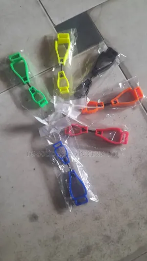 Glove Clip Holder / Glove Hanger