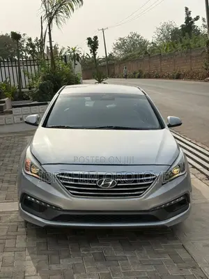 Hyundai Sonata Sport 4dr Sedan (2.4L 4cyl 6A) 2015 Silver