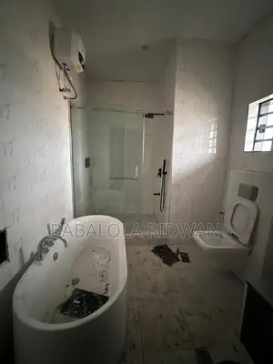 4bdrm Duplex in Carlton Gate, Akobo for sale