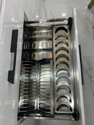 Stainless Steel Pull-Out Plate Rack Drawertype