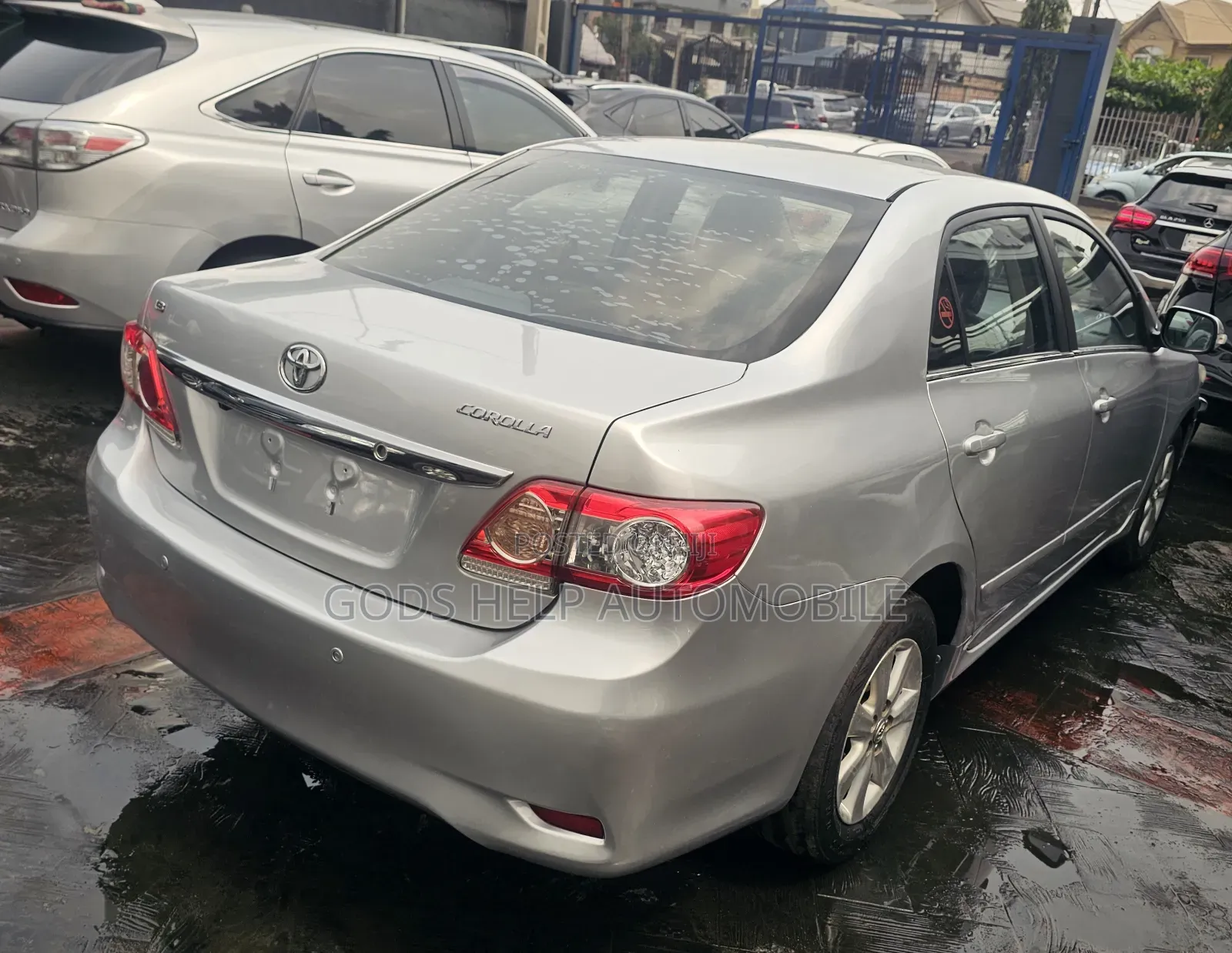 Toyota Corolla 2012 Silver