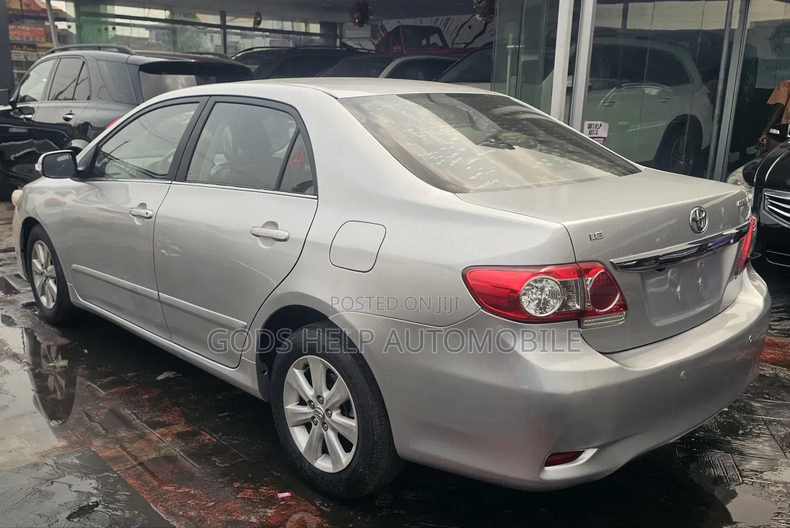 Toyota Corolla 2012 Silver