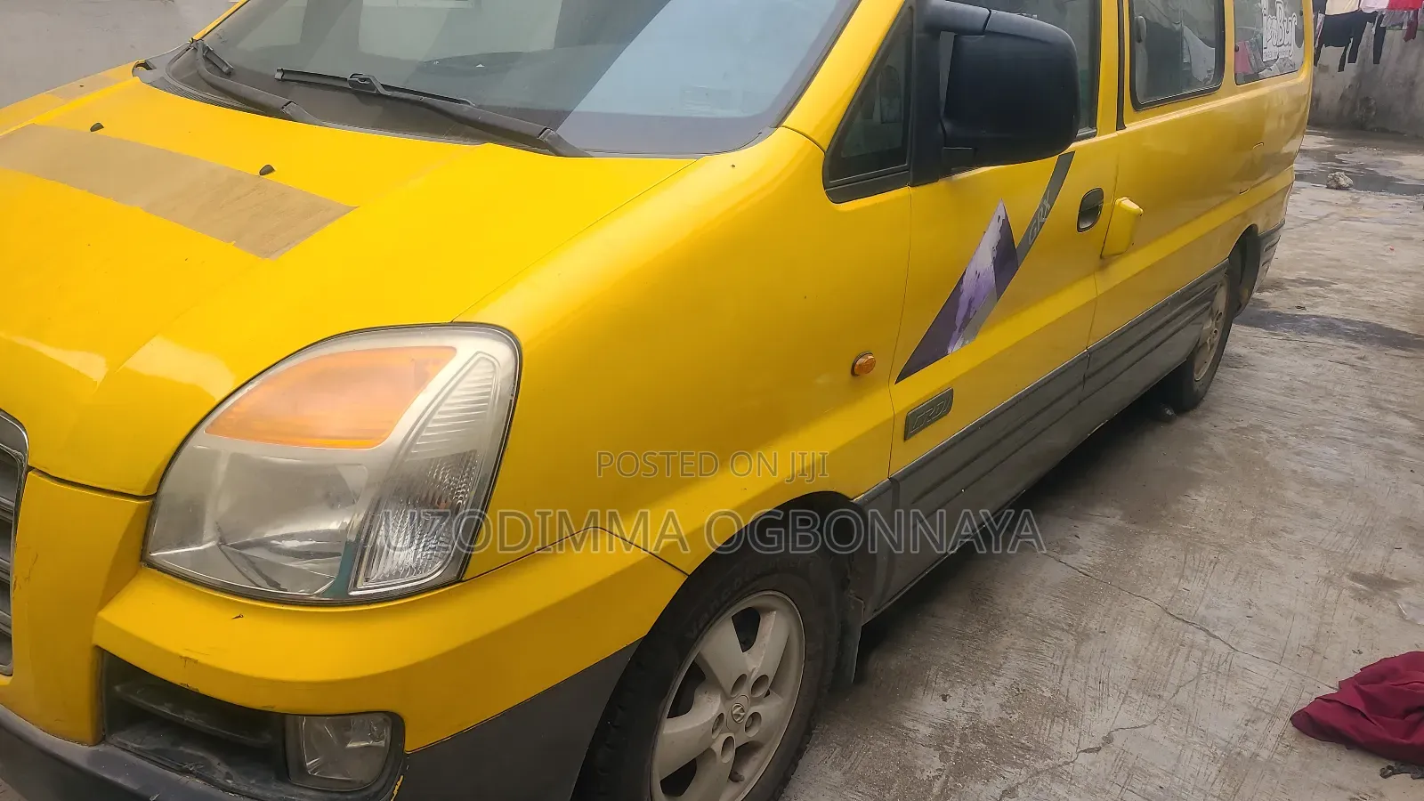 Hyundai Starex 2007 Yellow