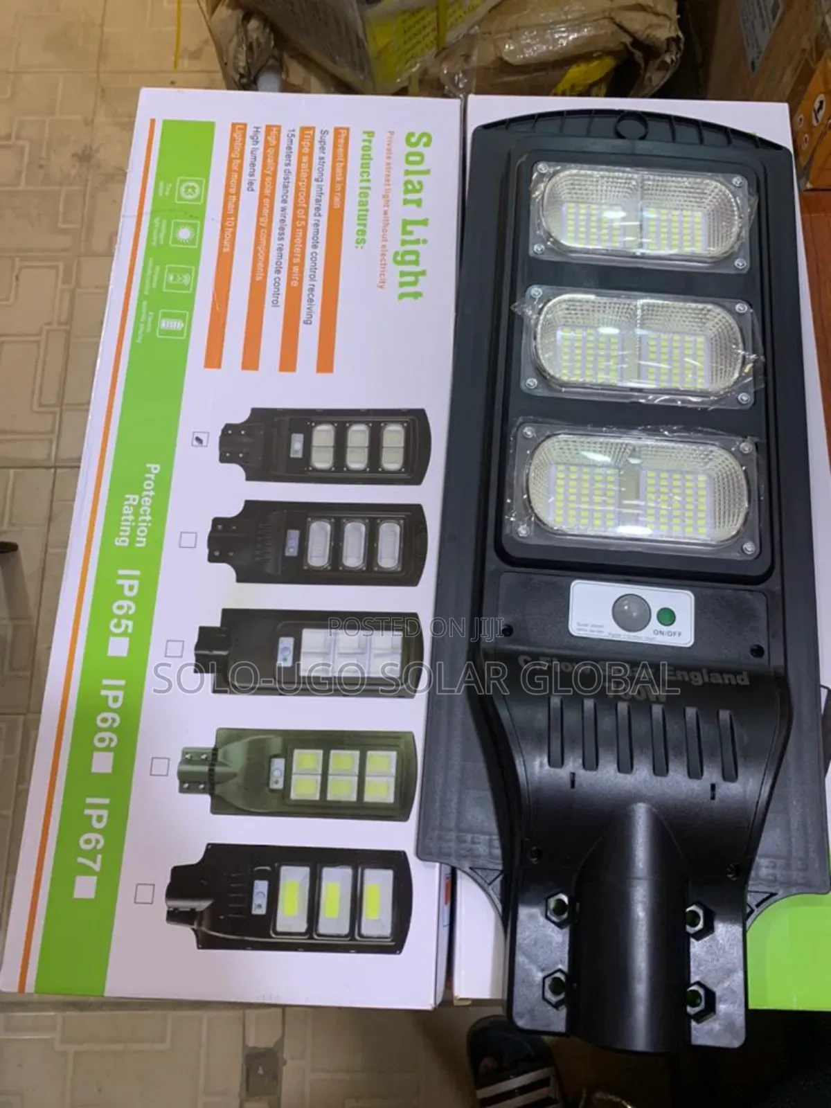 6 Eyes Solar Light