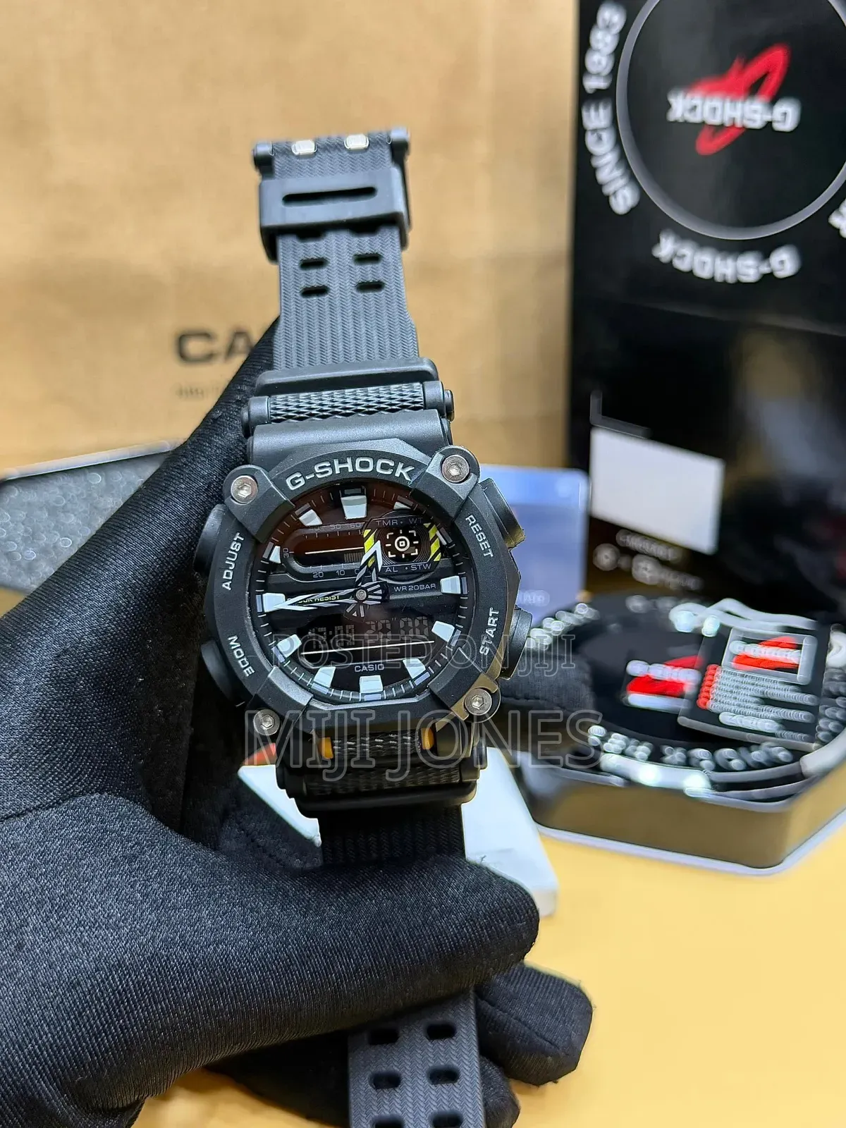 "Ga-900 Splashmaster: High Quality G-shock" 😎