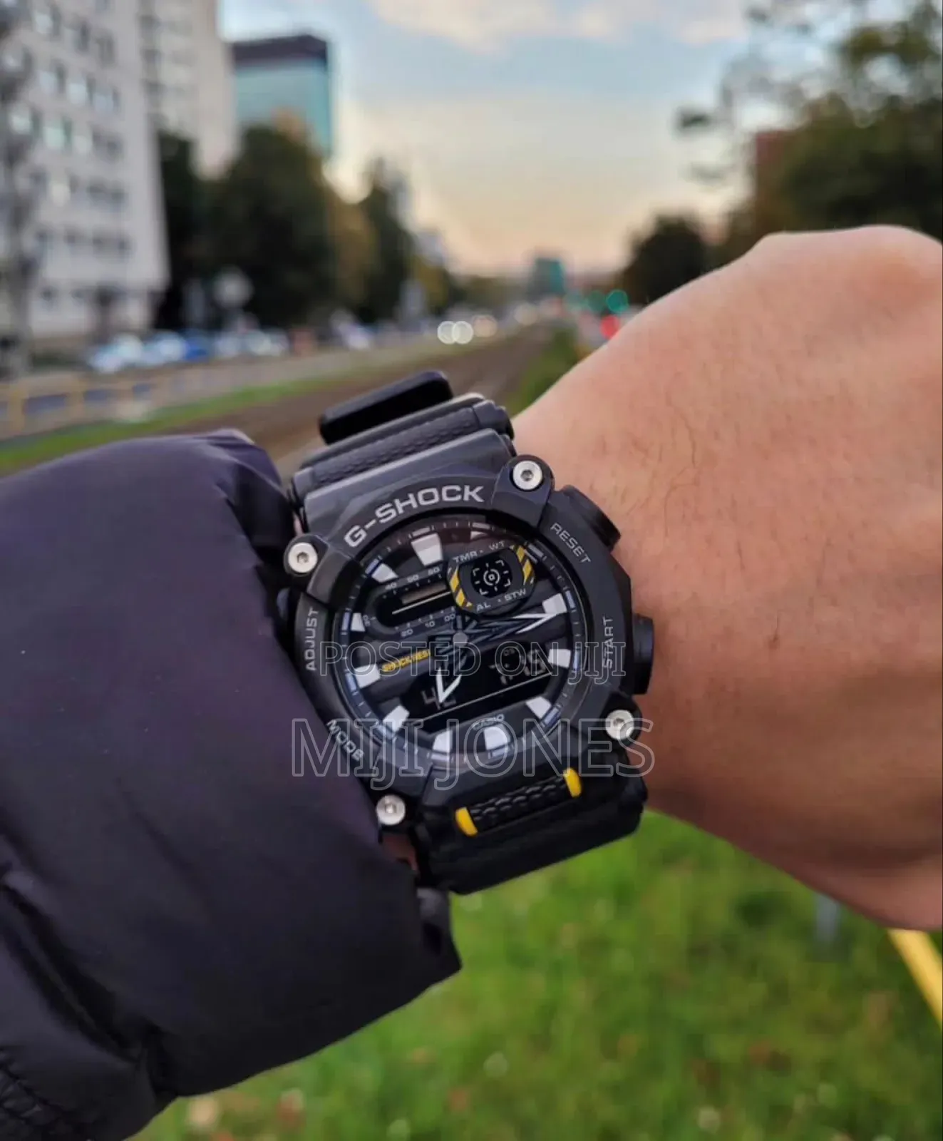 "Ga-900 Splashmaster: High Quality G-shock" 😎