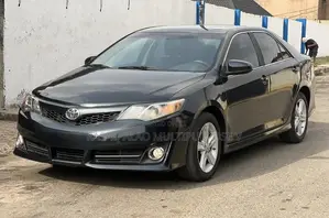 Toyota Camry SE 4dr Sedan (2.5L 4cyl 6A) 2012 Black