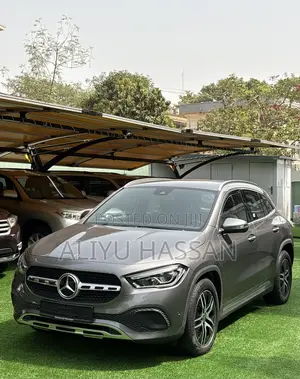 Mercedes-Benz GLA-Class 2022 Gray