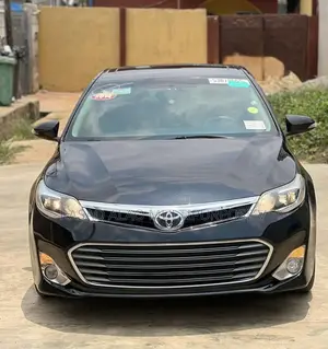 Toyota Avalon XLE 4dr Sedan (3.5L 6cyl 6A) 2014 Black