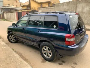 Toyota Highlander V6 4x4 2005 Blue