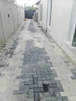 3bdrm Block of Flats in United Estate for rent