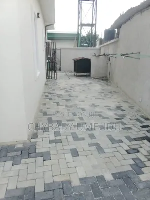 3bdrm Block of Flats in United Estate for rent