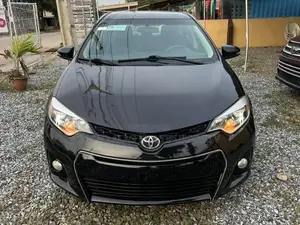 Toyota Corolla 2014 Black