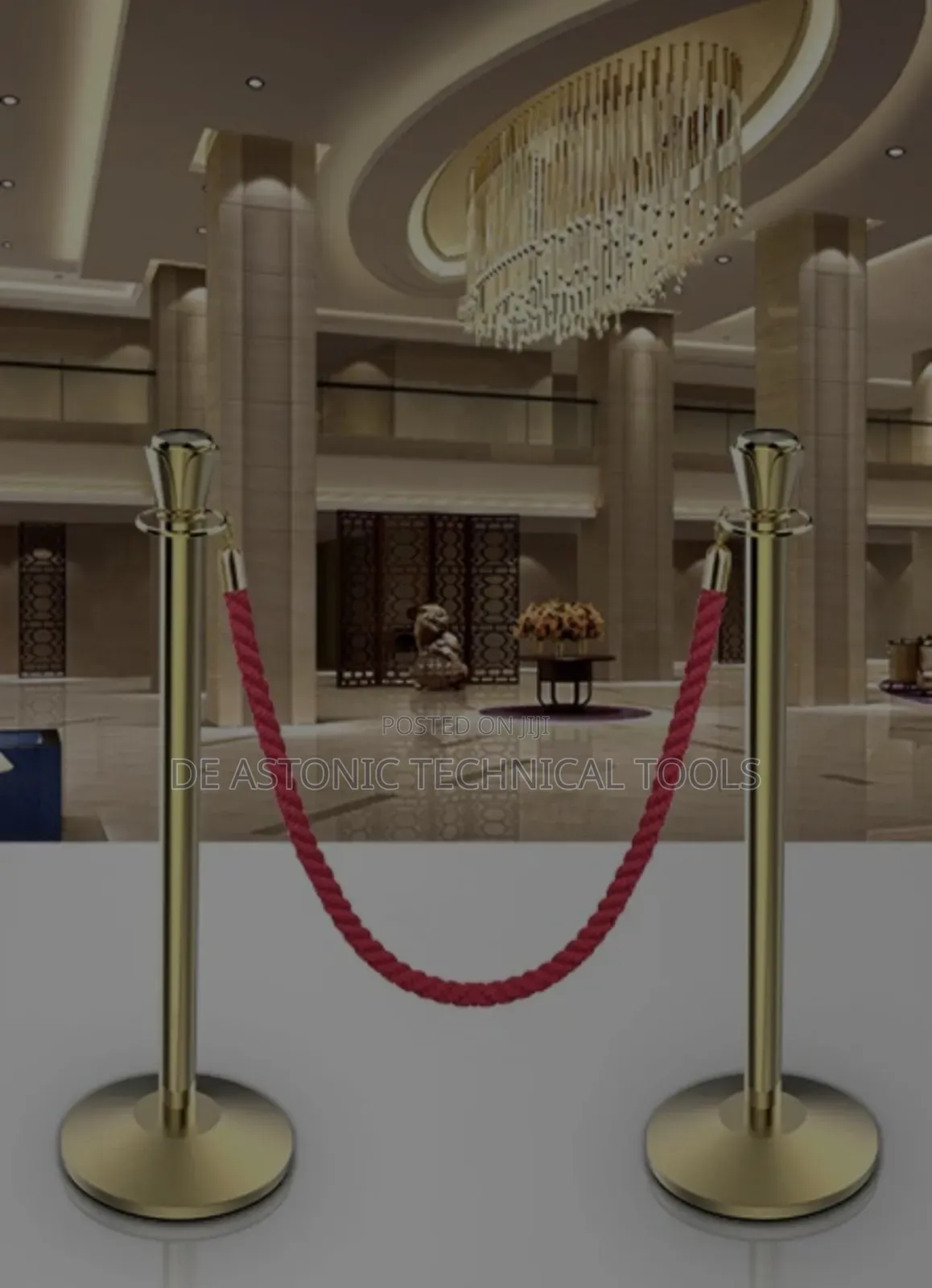 Stanchion/Queue Pole With Rope