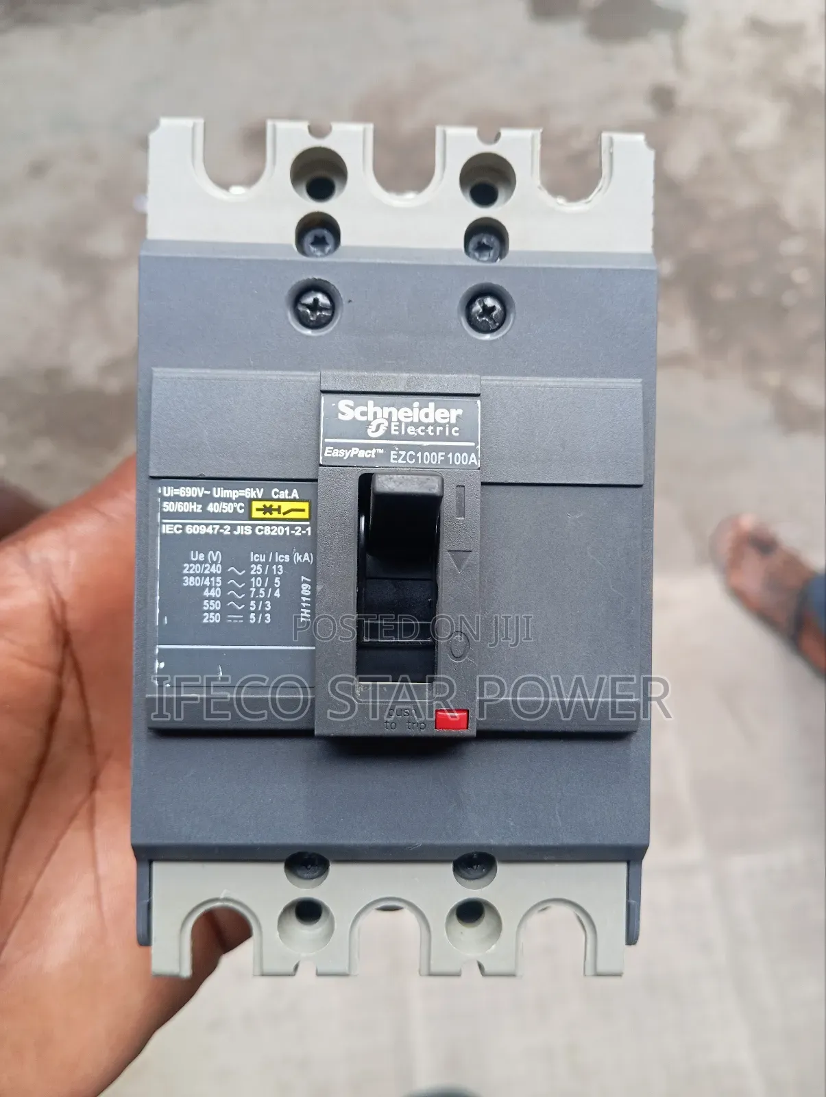 Schneider Breaker 100a McCb 3pole